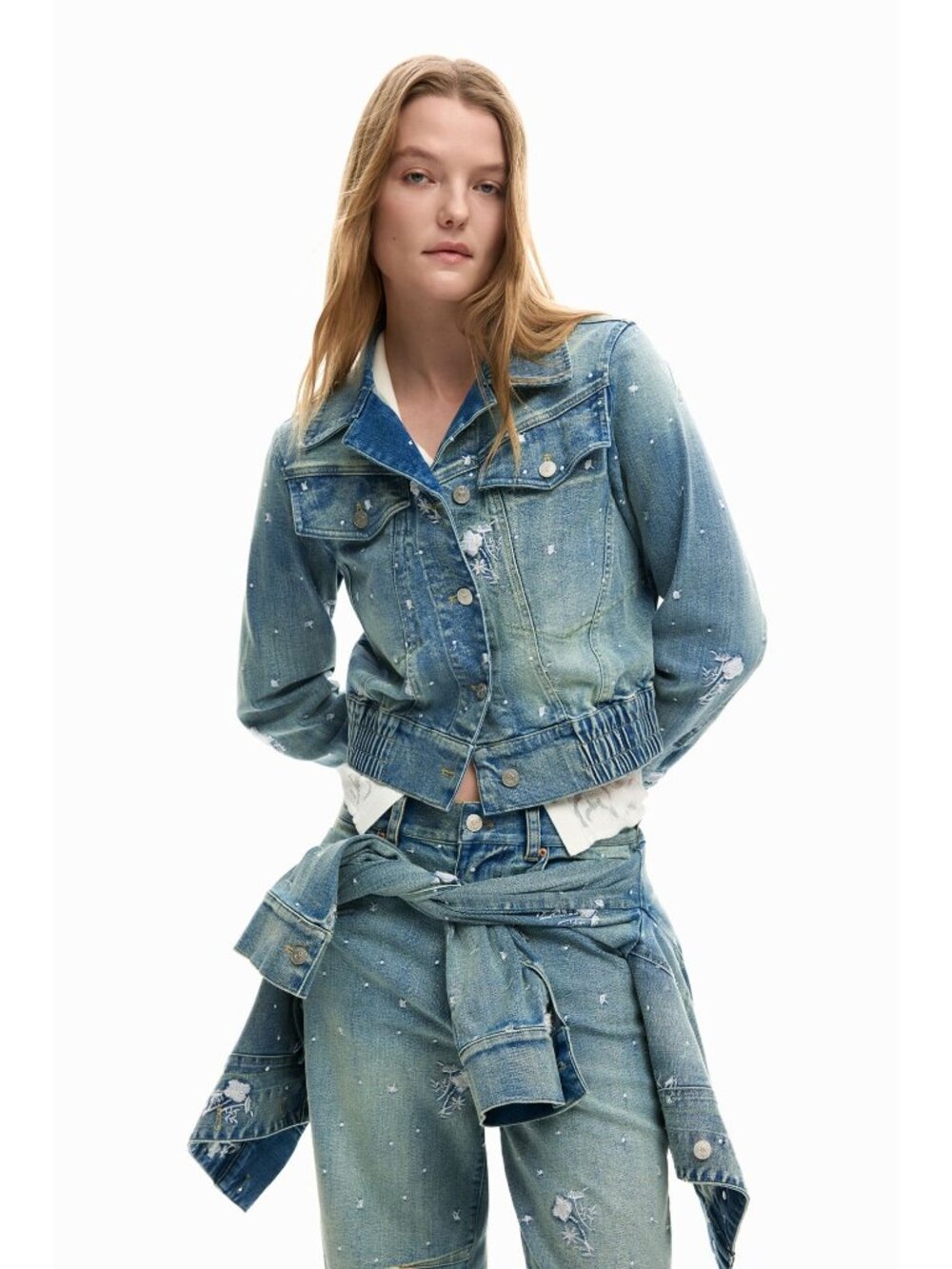 N-14. Desigual Embroidered Trucker Jacket